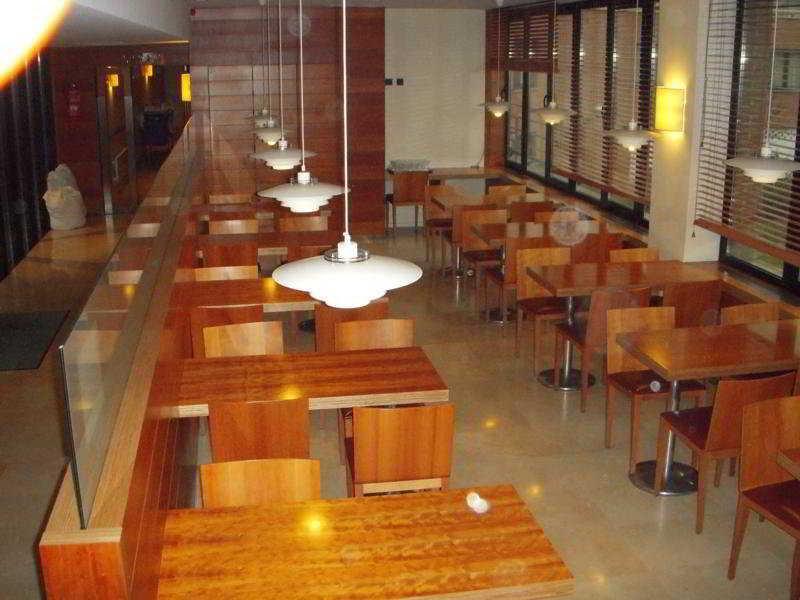 Duque De Wellington Hotel บิโตเรีย-กัสเตซ ร้านอาหาร รูปภาพ